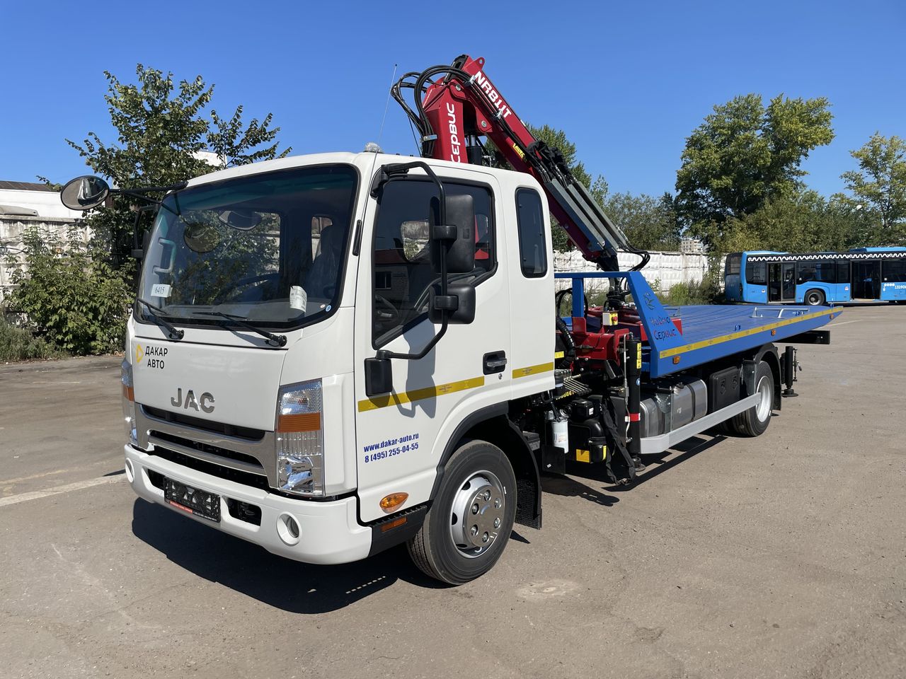 JAC N90 ЭВАКУАТОР СО СДВИЖНОЙ ПЛАТФОРМОЙ КМУ NR 811T 2S (4т)